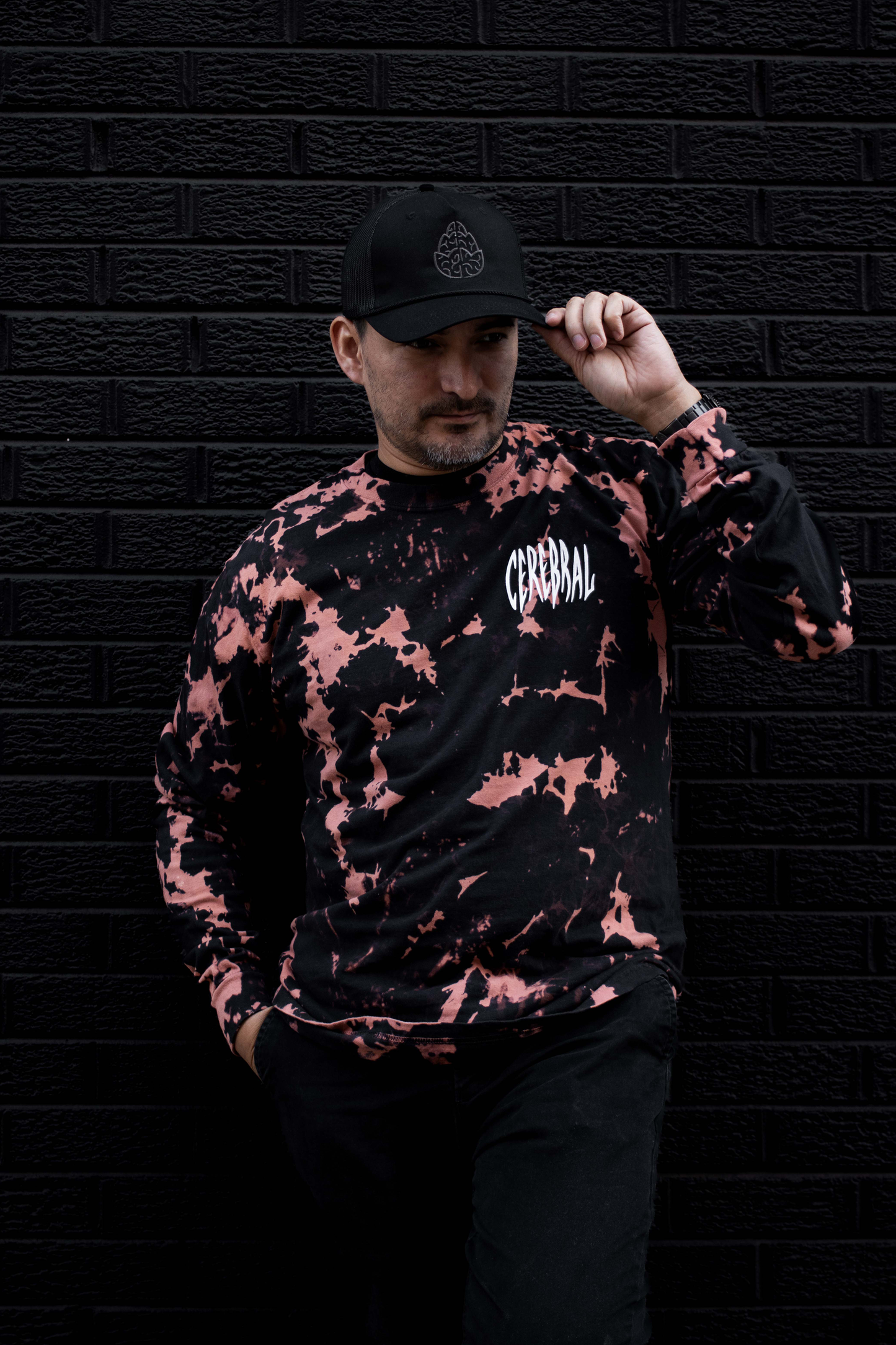 Vanta Long Sleeve Tee