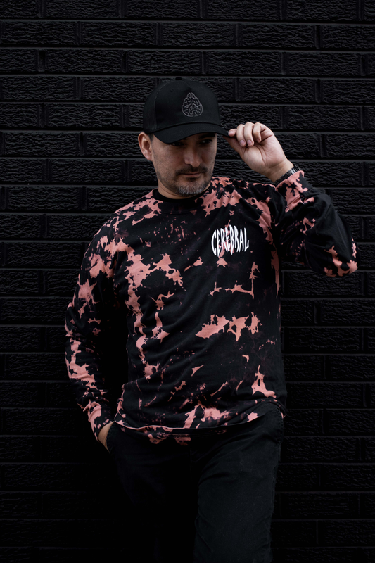 Vanta Long Sleeve Tee